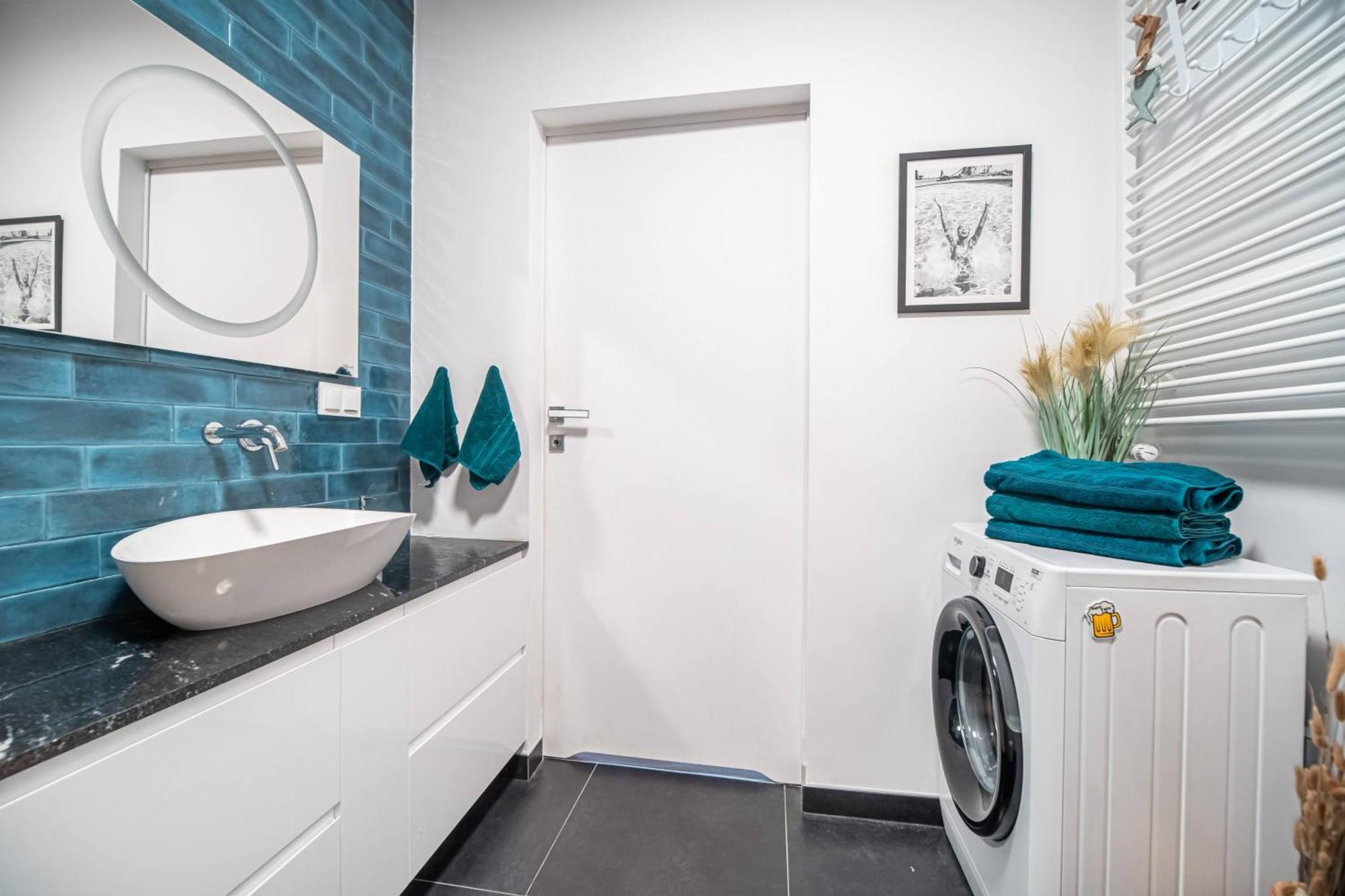 Seaview Plaza Apartment Dziwnow Bagian luar foto
