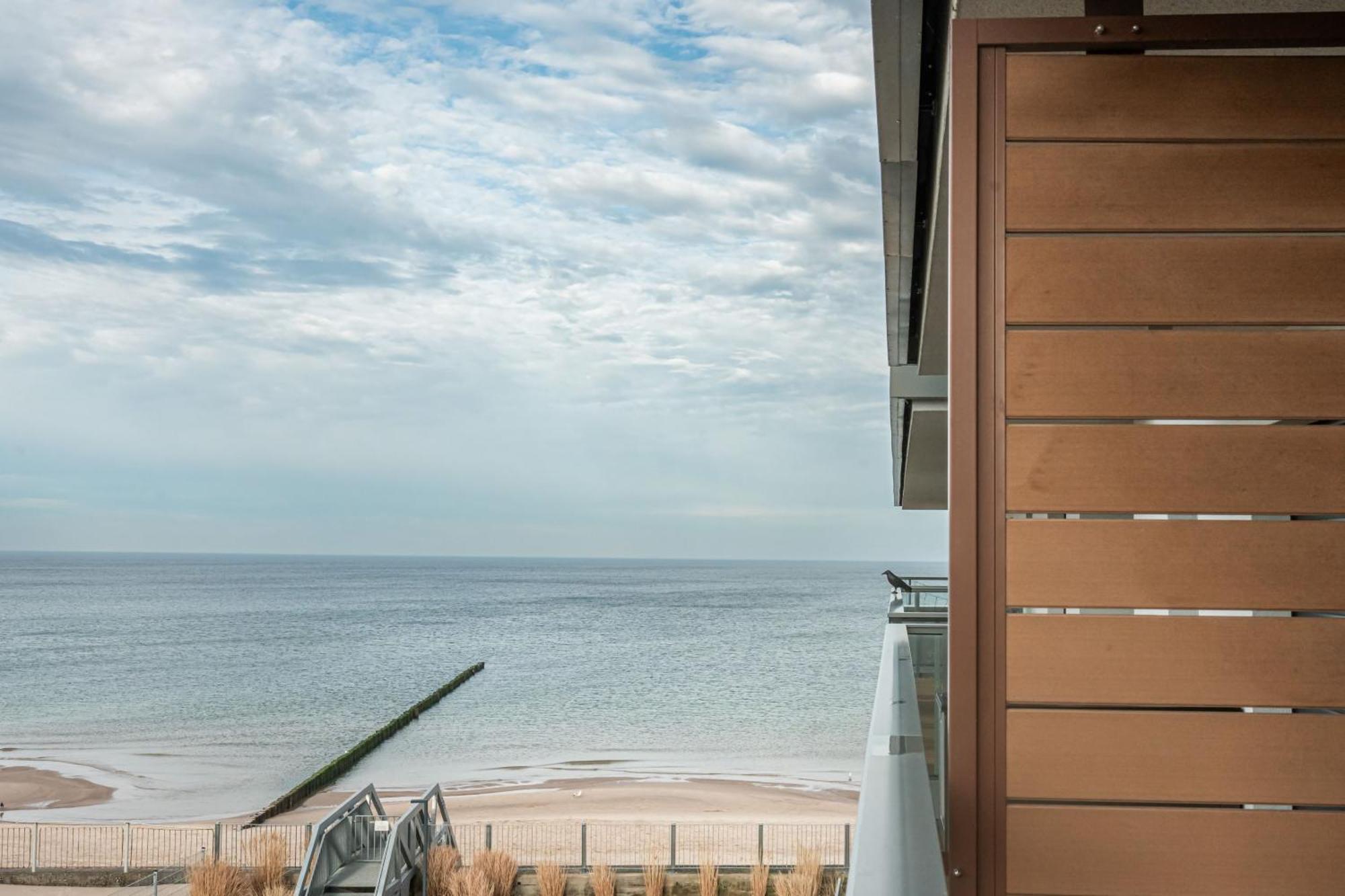 Seaview Plaza Apartment Dziwnow Bagian luar foto